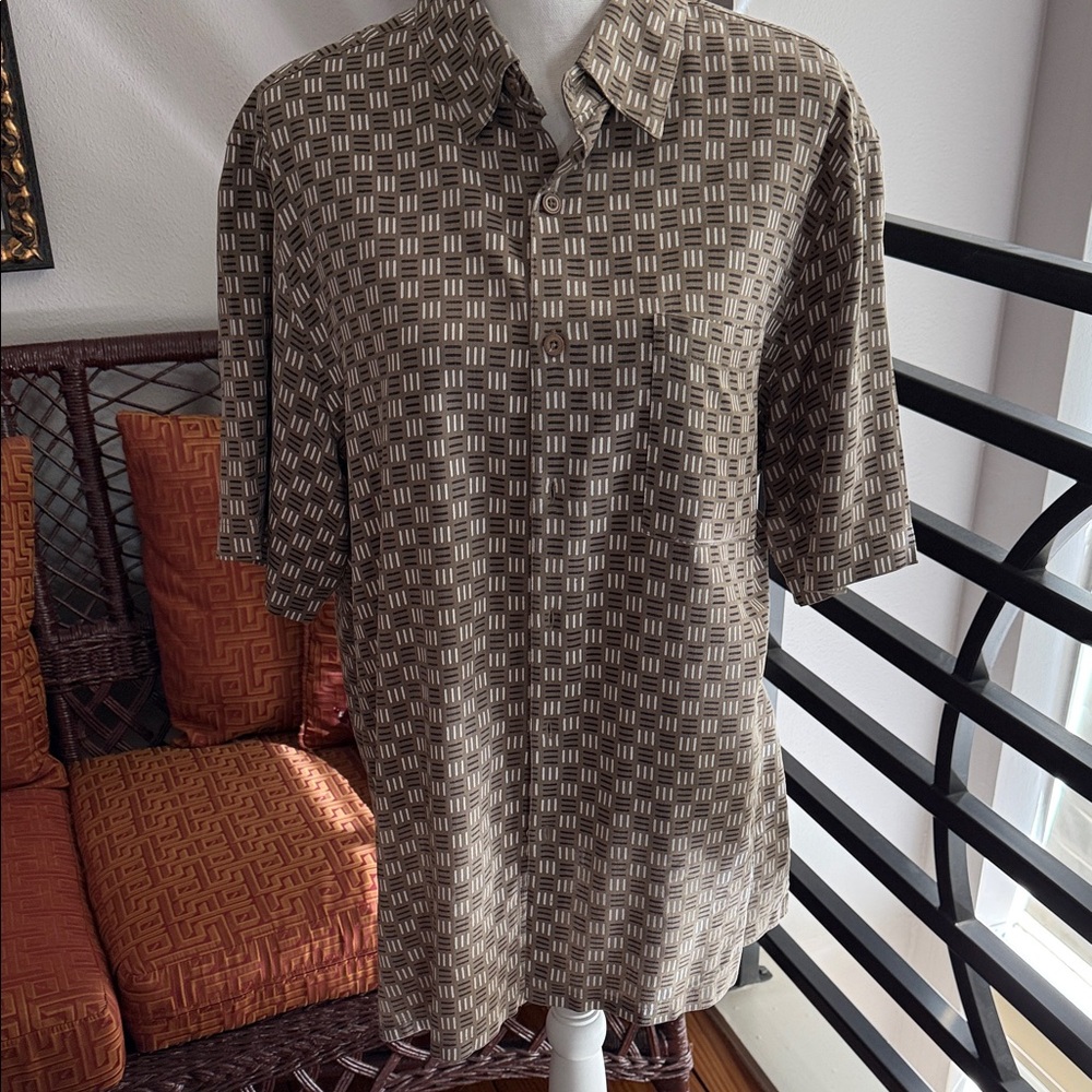 Men's tan Geometric Short-Sleeve Polo